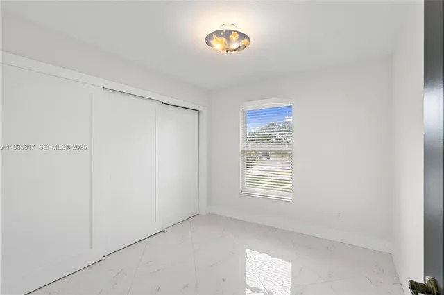 $5,500 | 13611 Southwest 77th Street, Miami, FL 33183