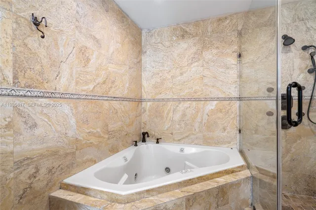 $5,500 | 13611 Southwest 77th Street, Miami, FL 33183