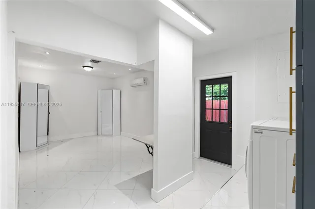 $5,500 | 13611 Southwest 77th Street, Miami, FL 33183