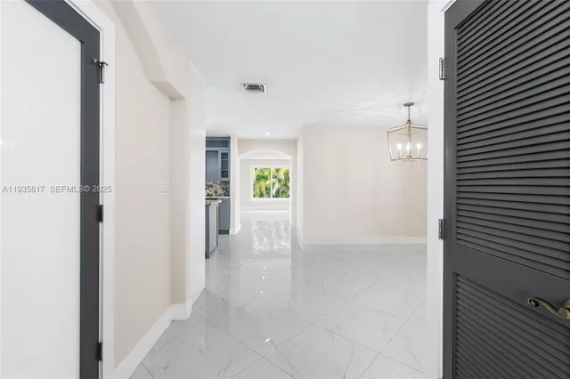 $5,500 | 13611 Southwest 77th Street, Miami, FL 33183