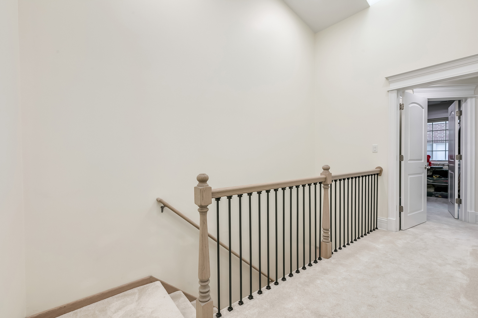 463 Summit Avenue, Unit D Park Ridge, IL 60068 - Photo 28 of 30 a view of a hallway