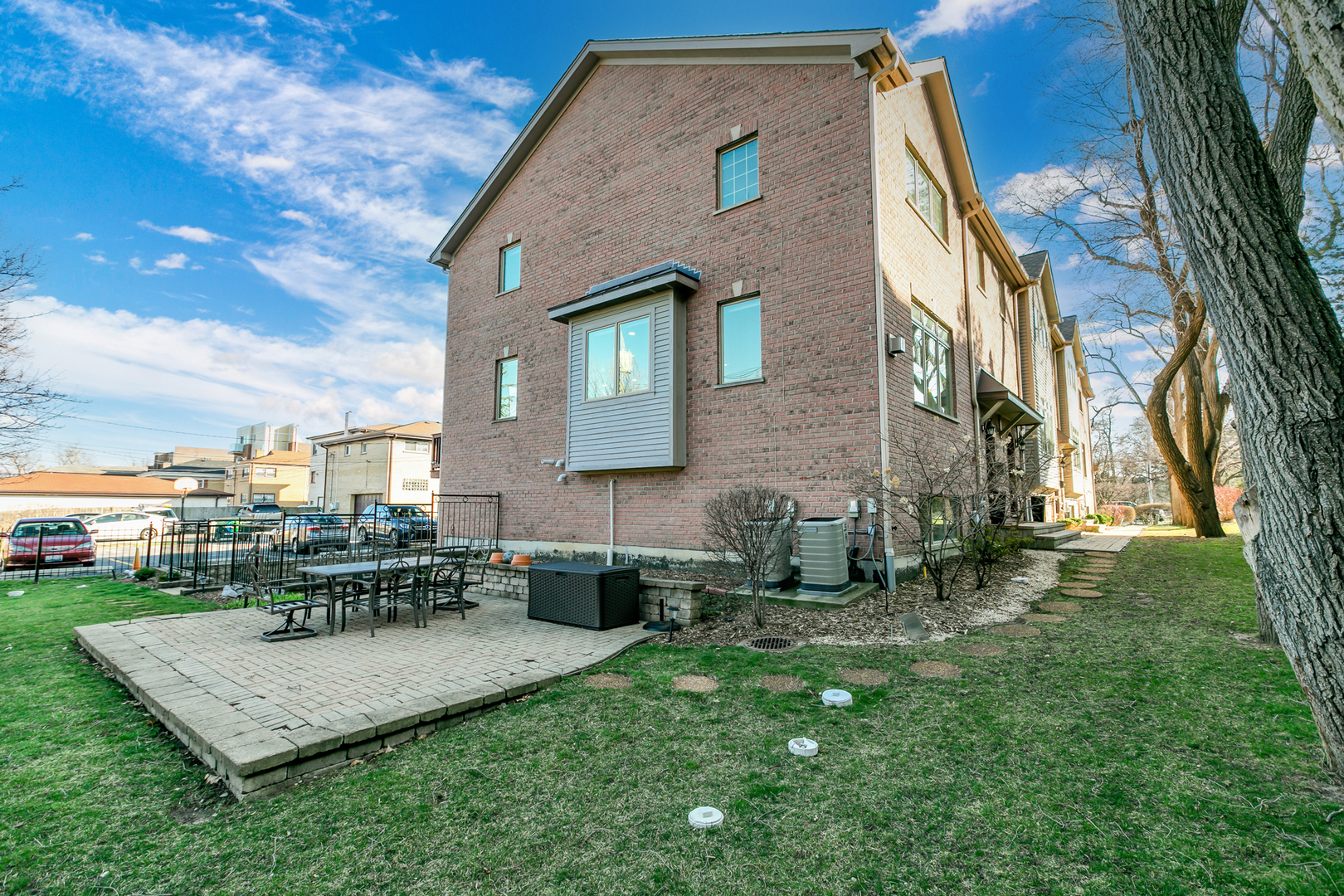 463 Summit Avenue, Unit D Park Ridge, IL 60068 - Photo 30 of 30 a view of a house with a patio