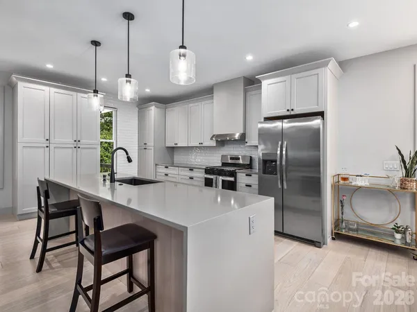 $775,000 | 7 Copper Mill Court, Candler, NC 28715