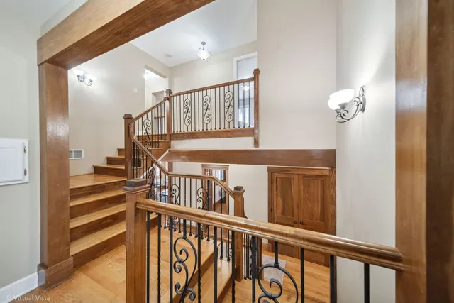 $899,904 | 709 Prospect Avenue, Barrington, IL 60010