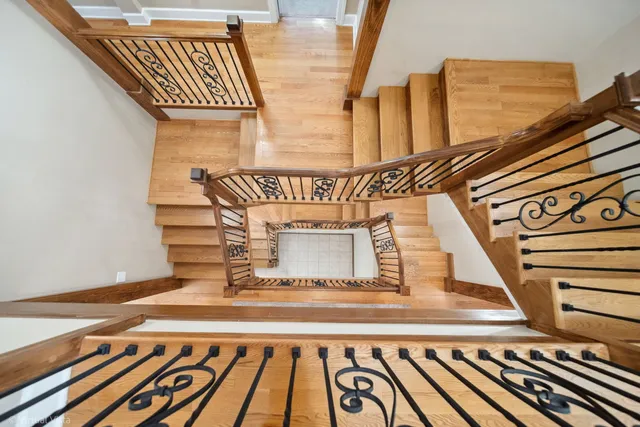 $899,904 | 709 Prospect Avenue, Barrington, IL 60010