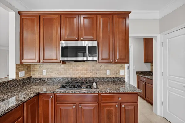 $575,000 | 27118 Walloon Way, Flat Rock, MI 48134