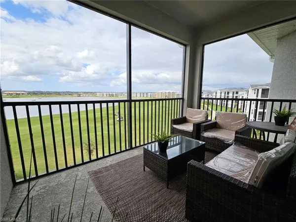 $254,900 | 5807 Double Eagle Cir Avenue, Unit 4645, Immokalee, FL 34142