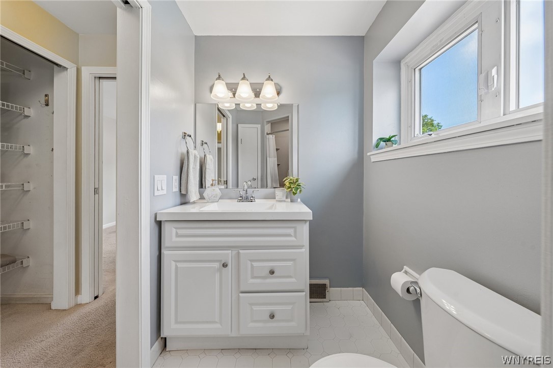 1439 North Forest Road, Unit 5 Amherst, NY 14221 - Photo 17 of 30 ensuite bathroom to primary