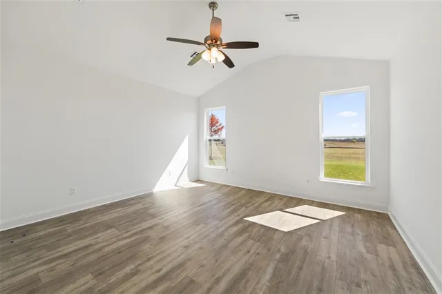 $286,999 | 3056 Southern Trace Dr Lake, Lake Charles, LA 70607