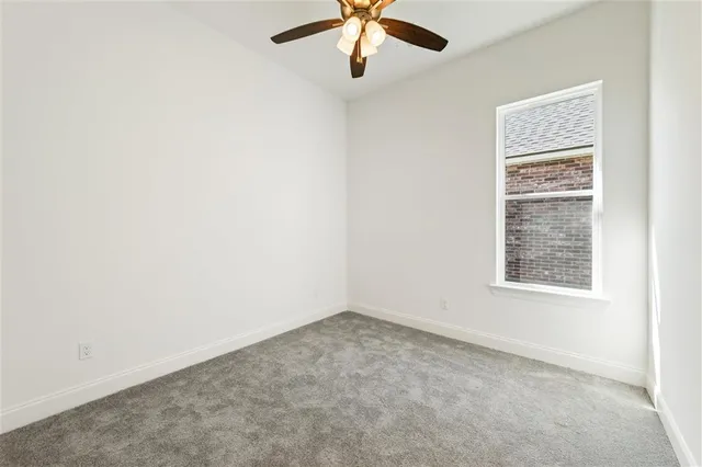 $286,999 | 3056 Southern Trace Dr Lake, Lake Charles, LA 70607