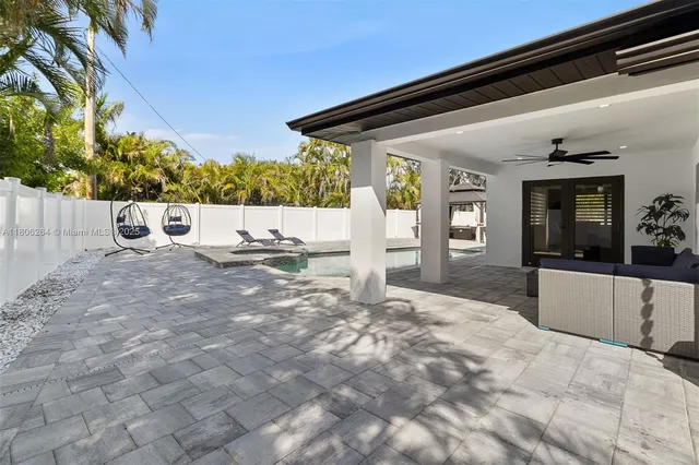 $547,000 | 5202 Elm Court, Cape Coral, FL 33904