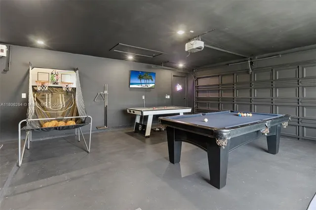 $547,000 | 5202 Elm Court, Cape Coral, FL 33904