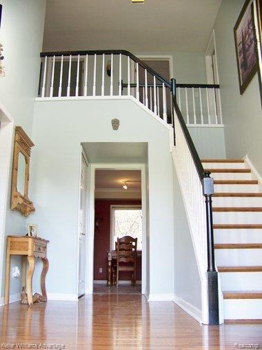 2330 Chalet Drive Rochester, MI 48309 - Photo 12 of 25 Foyer.jpg