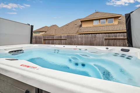 $450,000 | 2506 River Oak Court, Houston, TX 77345