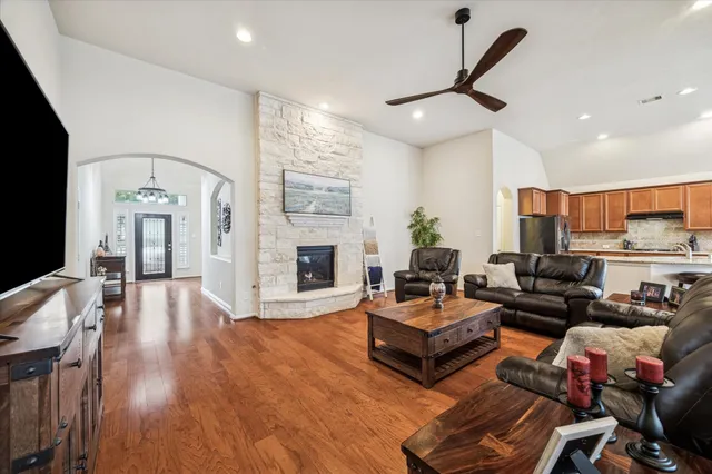 $450,000 | 2506 River Oak Court, Houston, TX 77345