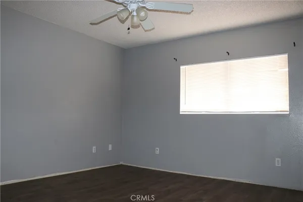 $2,400 | 7864 Newhall Avenue, Hesperia, CA 92345