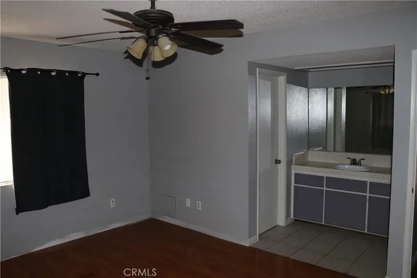 $2,400 | 7864 Newhall Avenue, Hesperia, CA 92345