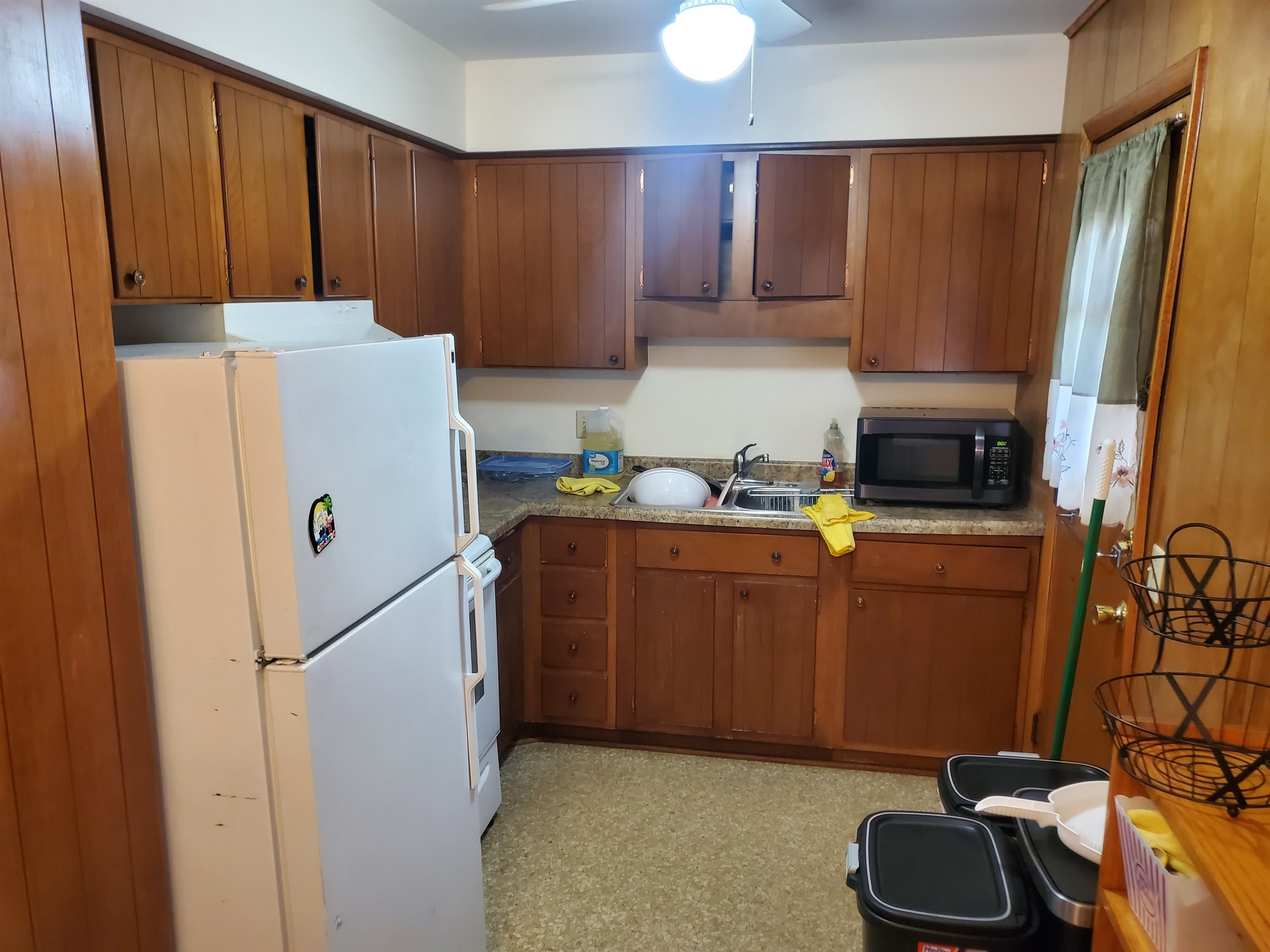 225 Nautilus Drive Madison, WI 53705 - Photo 15 of 18