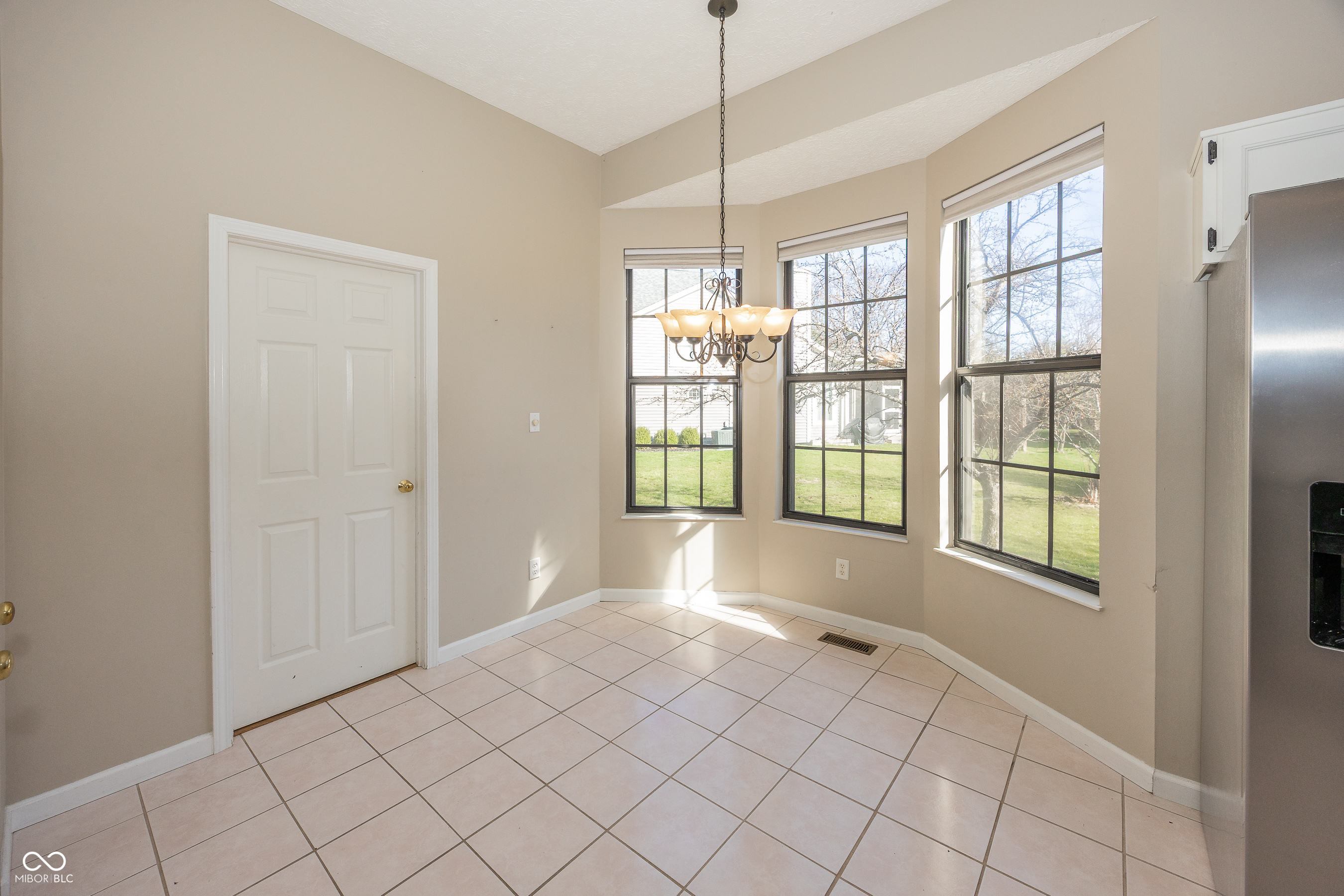 11179 Avery Row Fishers, IN 46038 - Photo 13 of 30