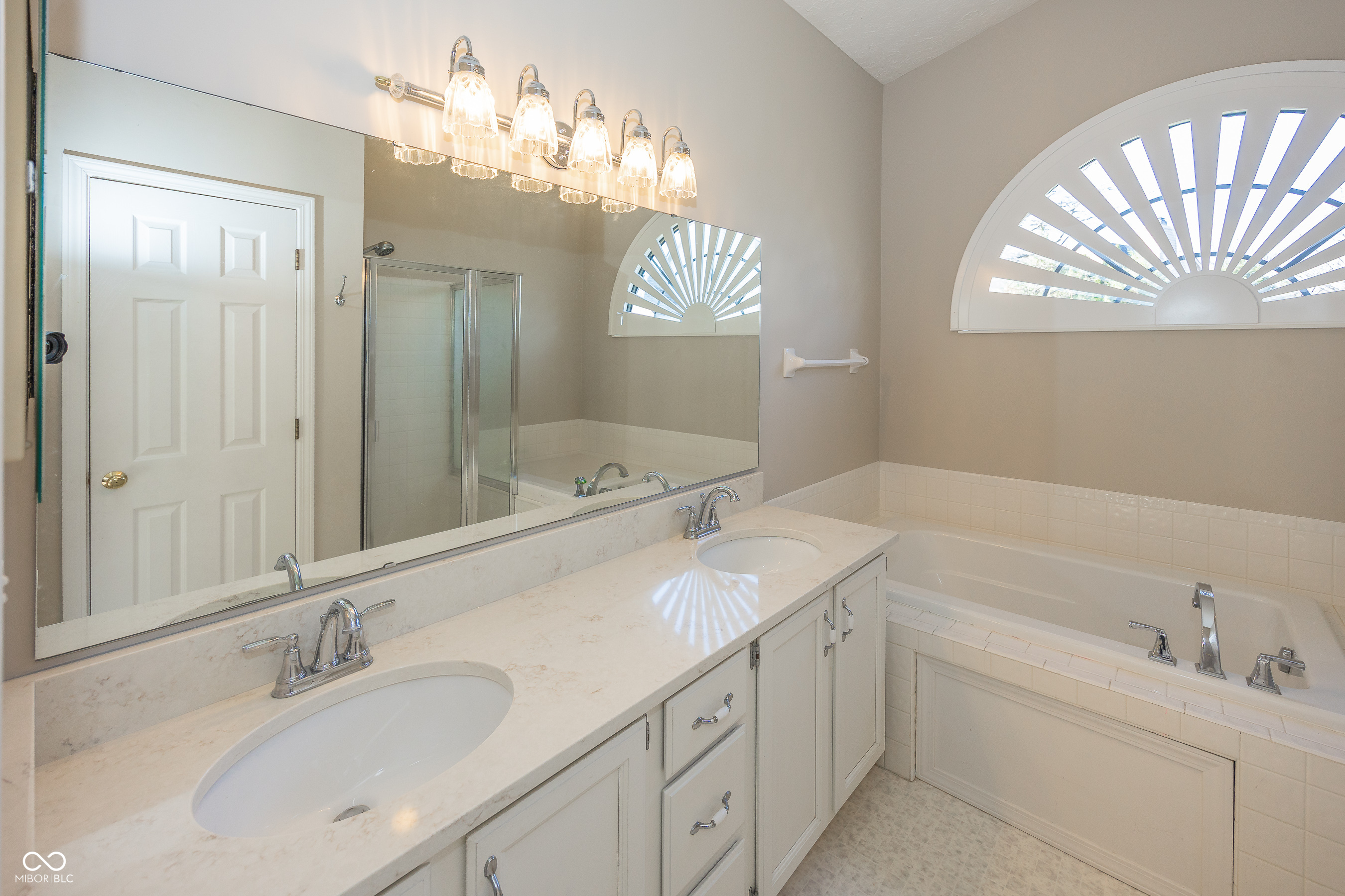 11179 Avery Row Fishers, IN 46038 - Photo 18 of 30