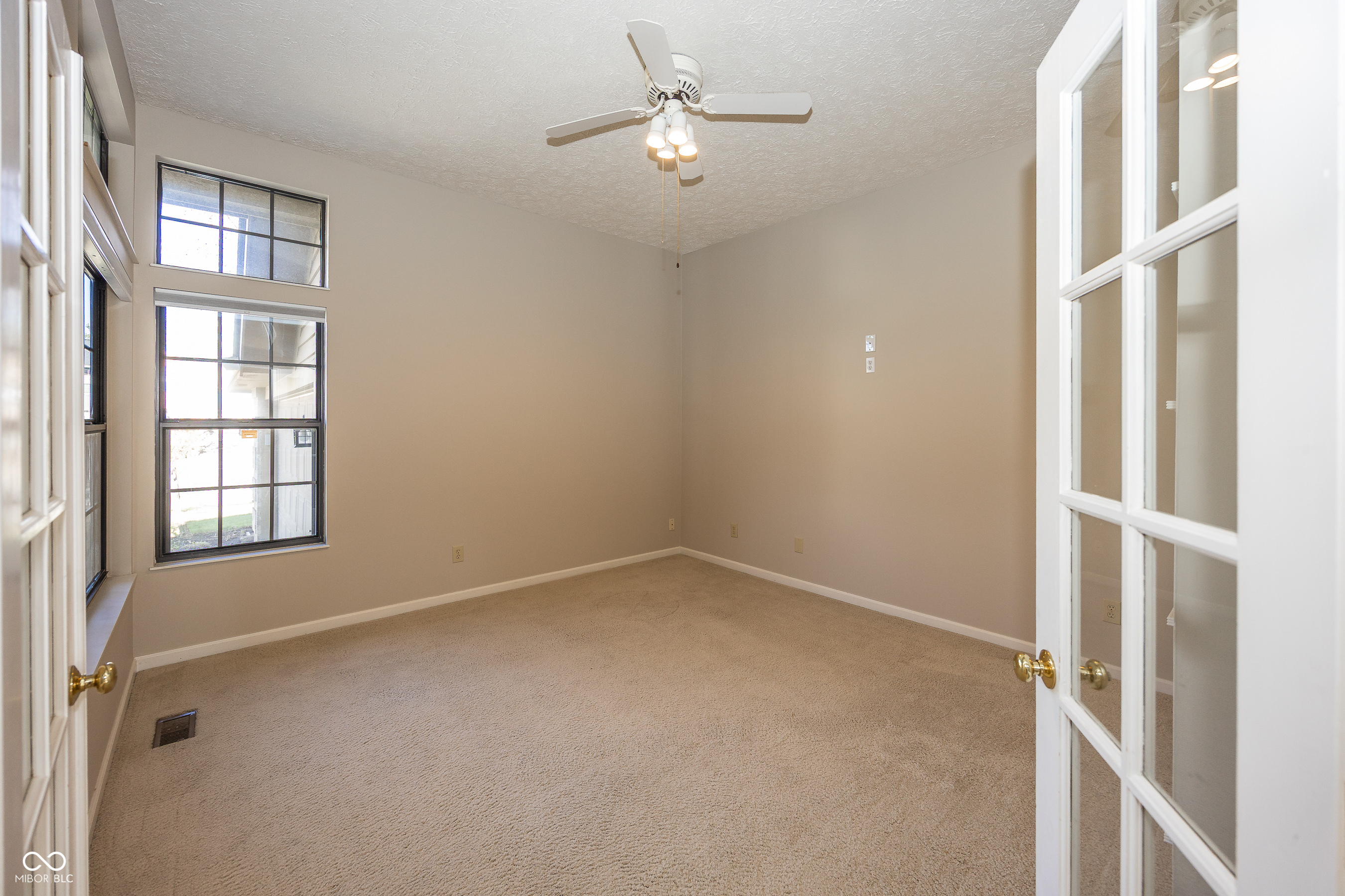 11179 Avery Row Fishers, IN 46038 - Photo 4 of 30