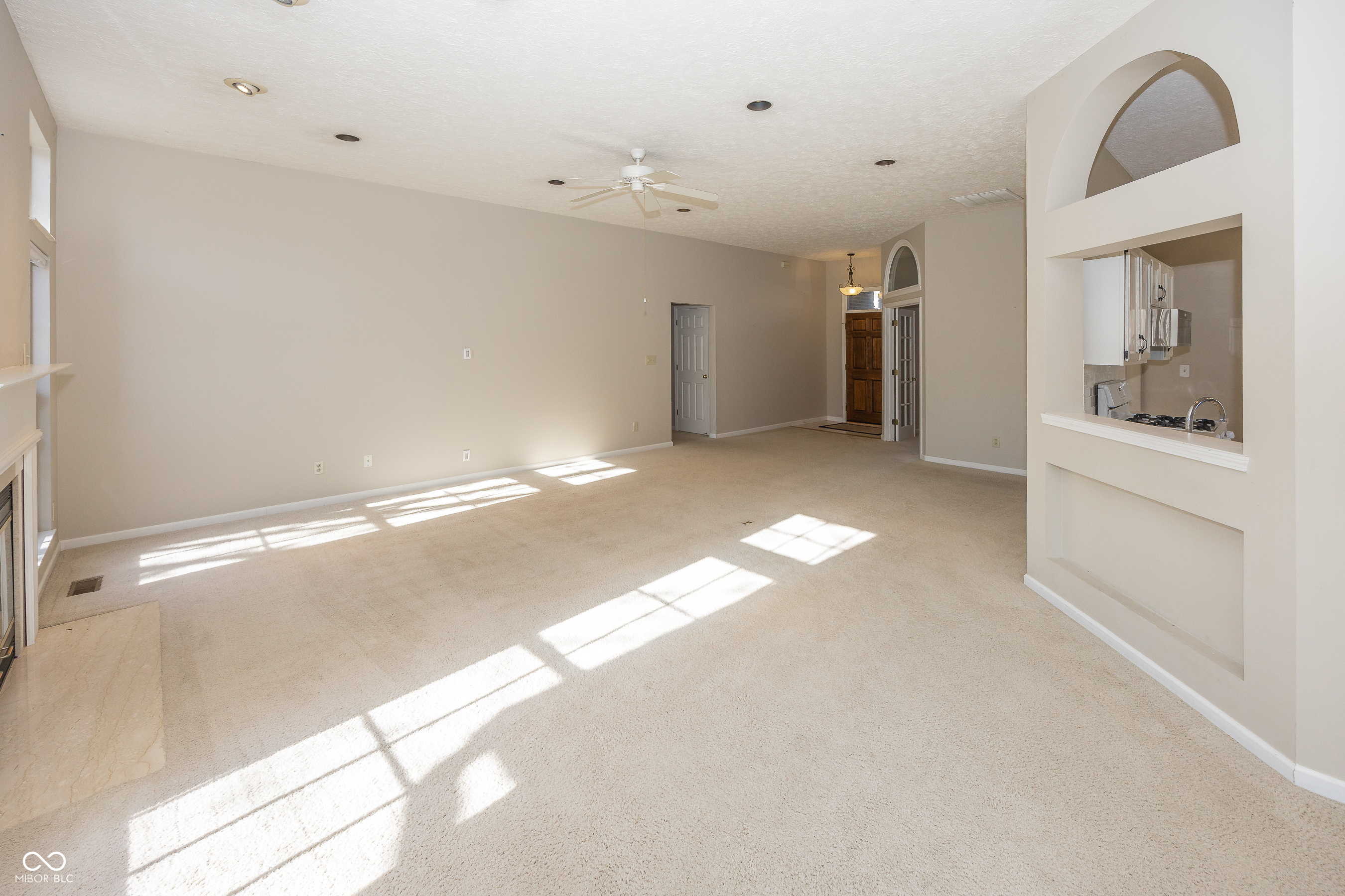 11179 Avery Row Fishers, IN 46038 - Photo 8 of 30