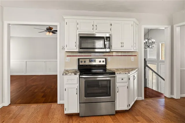 $319,900 | 11013 North McGee Street, Kansas City, MO 64155