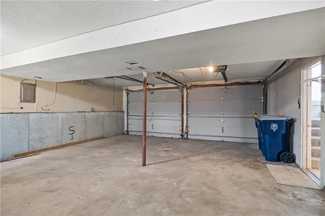 $319,900 | 11013 North McGee Street, Kansas City, MO 64155