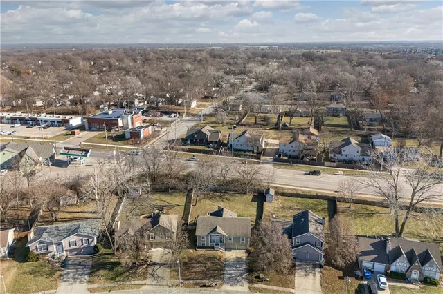 $319,900 | 11013 North McGee Street, Kansas City, MO 64155