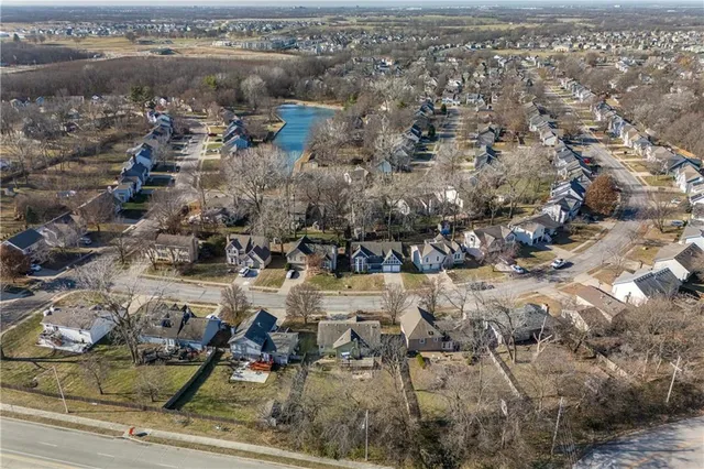 $319,900 | 11013 North McGee Street, Kansas City, MO 64155