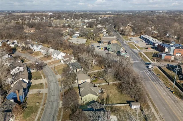 $319,900 | 11013 North McGee Street, Kansas City, MO 64155