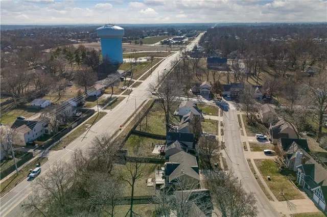 $319,900 | 11013 North McGee Street, Kansas City, MO 64155