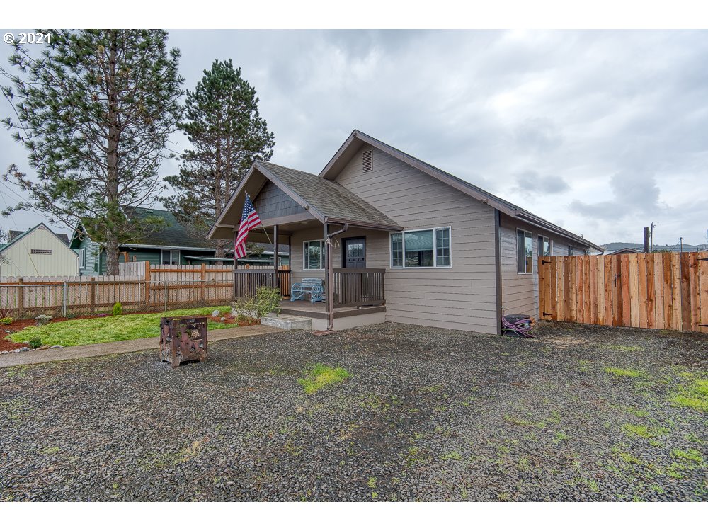 810 A Street Myrtle Point, OR 97458 - Photo 17 of 17 Gallery Image 17