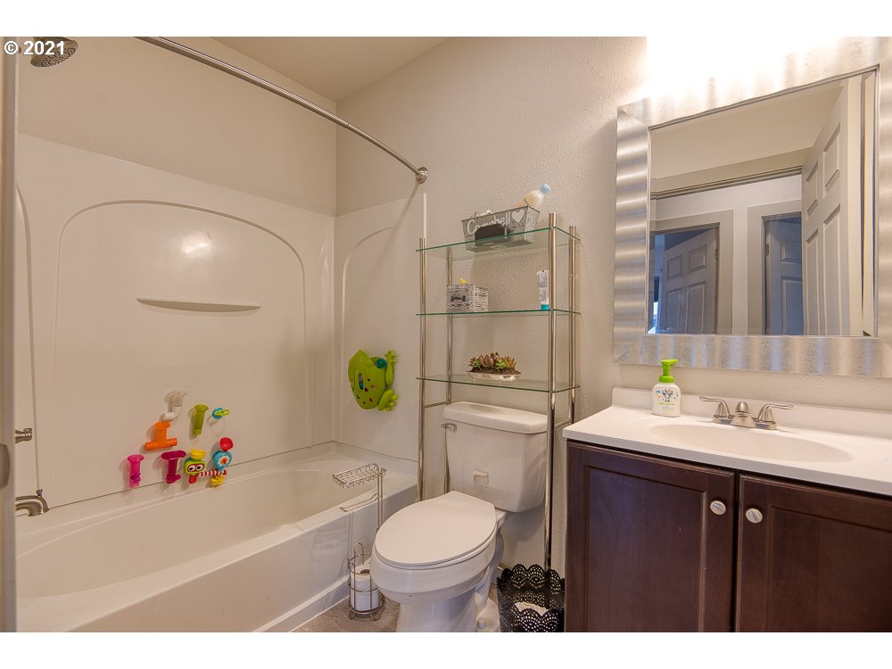 810 A Street Myrtle Point, OR 97458 - Photo 9 of 17 Gallery Image 9