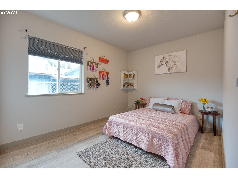 810 A Street Myrtle Point, OR 97458 - Photo 10 of 17 Gallery Image 10