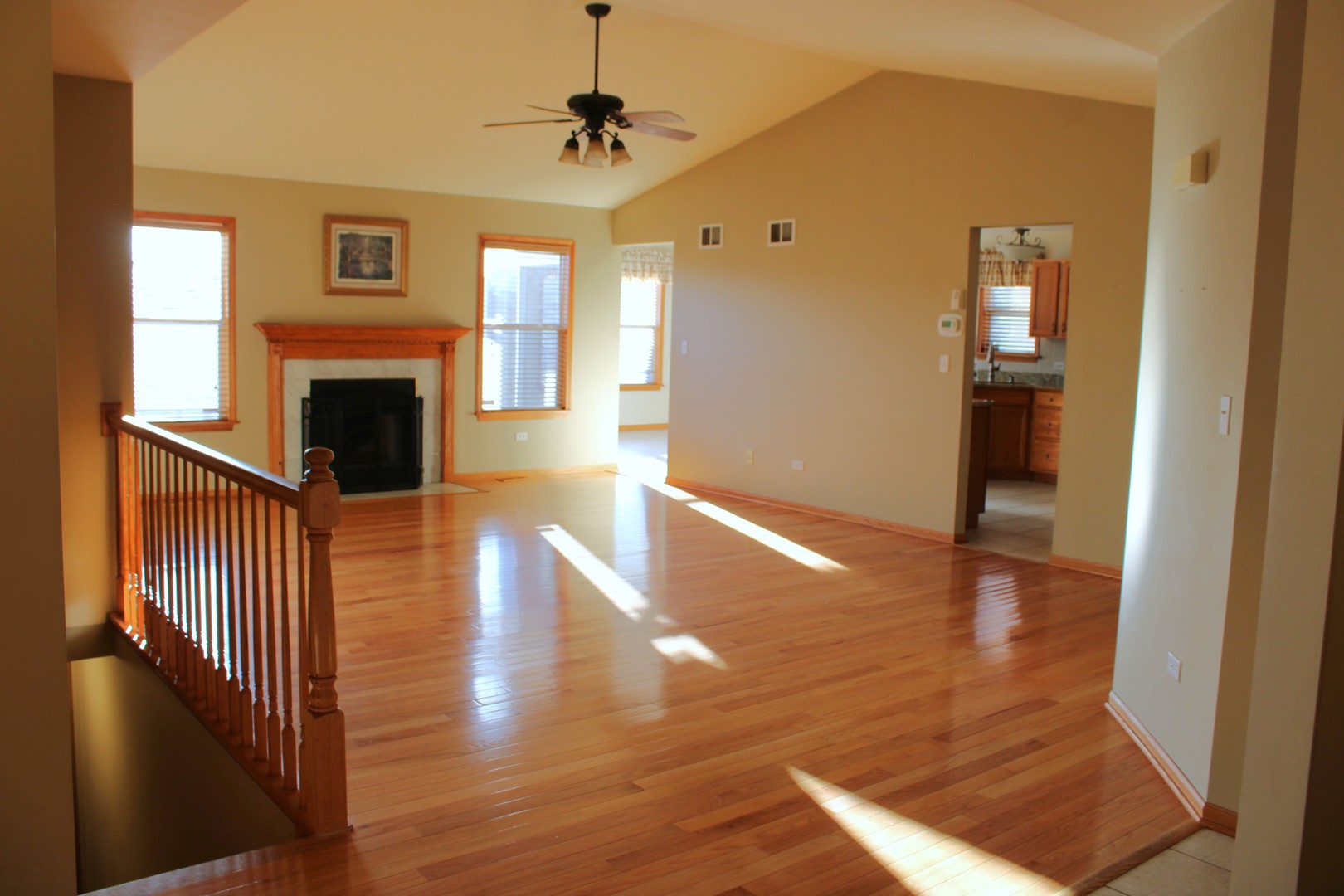365 Sunset Point Romeoville, IL 60446 - Photo 4 of 18 Gallery Image 4