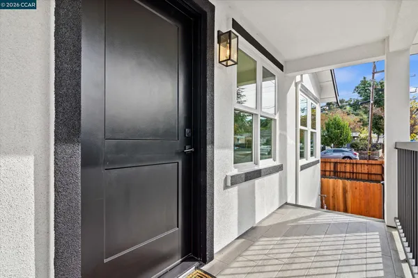 $750,000 | 2027 Castro Street, Martinez, CA 94553