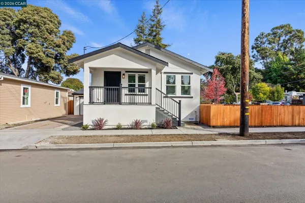 $750,000 | 2027 Castro Street, Martinez, CA 94553