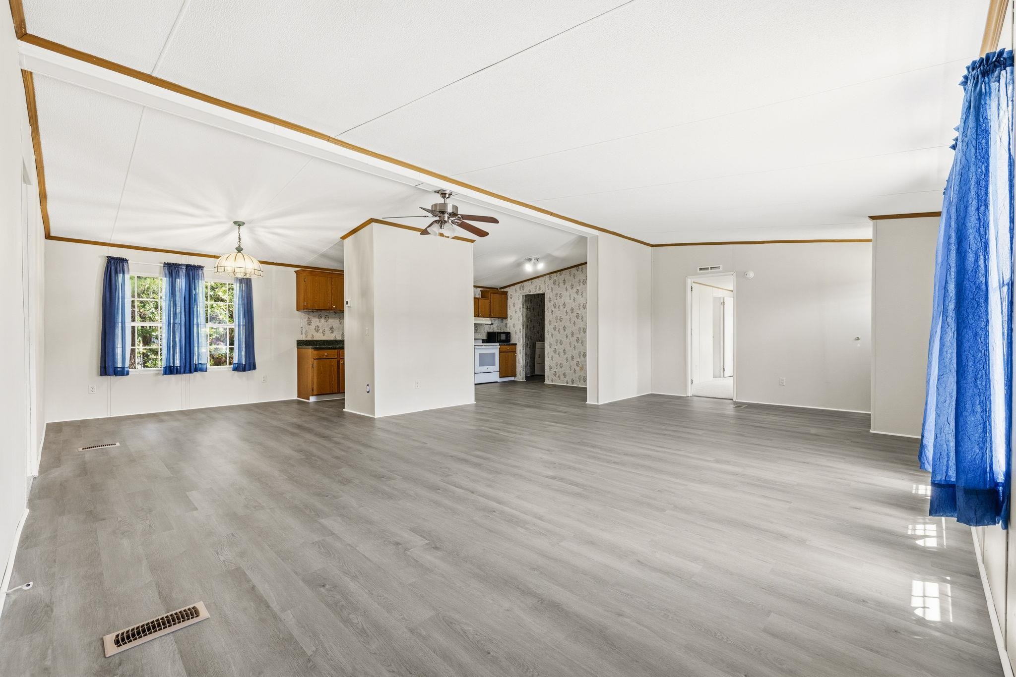 344 Misty Breeze Lane Murrells Inlet, SC 29576 - Photo 5 of 44
