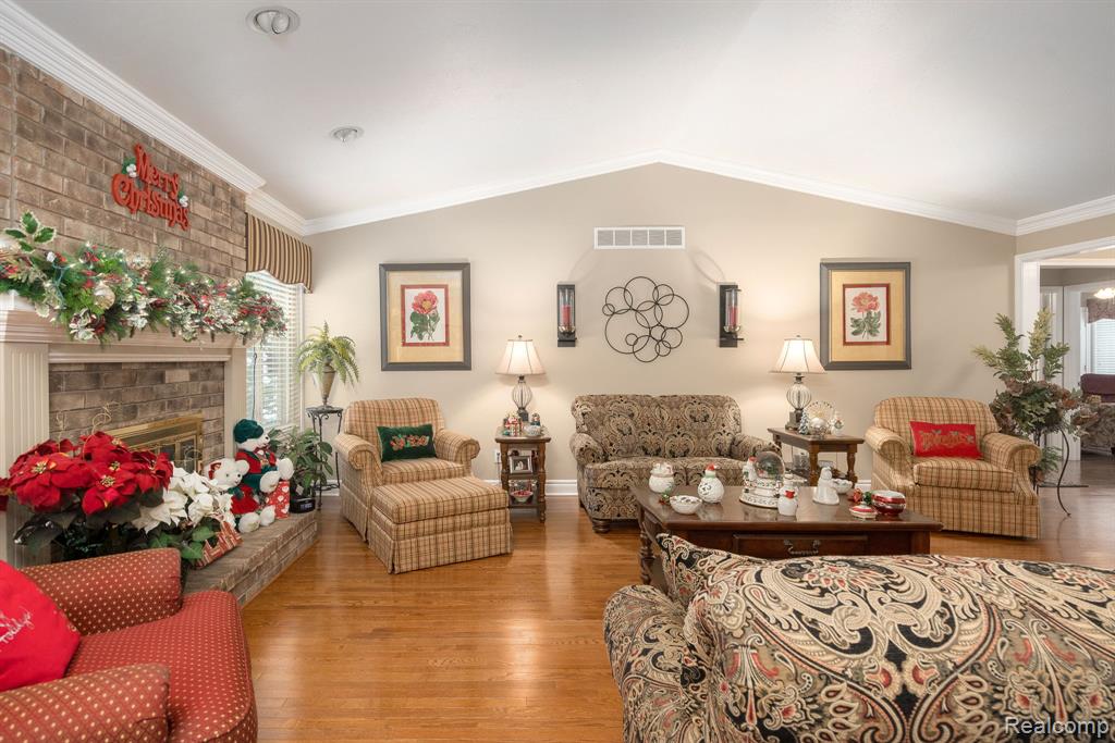 2238 Flanders Drive Rochester Hills, MI 48307 - Photo 5 of 30