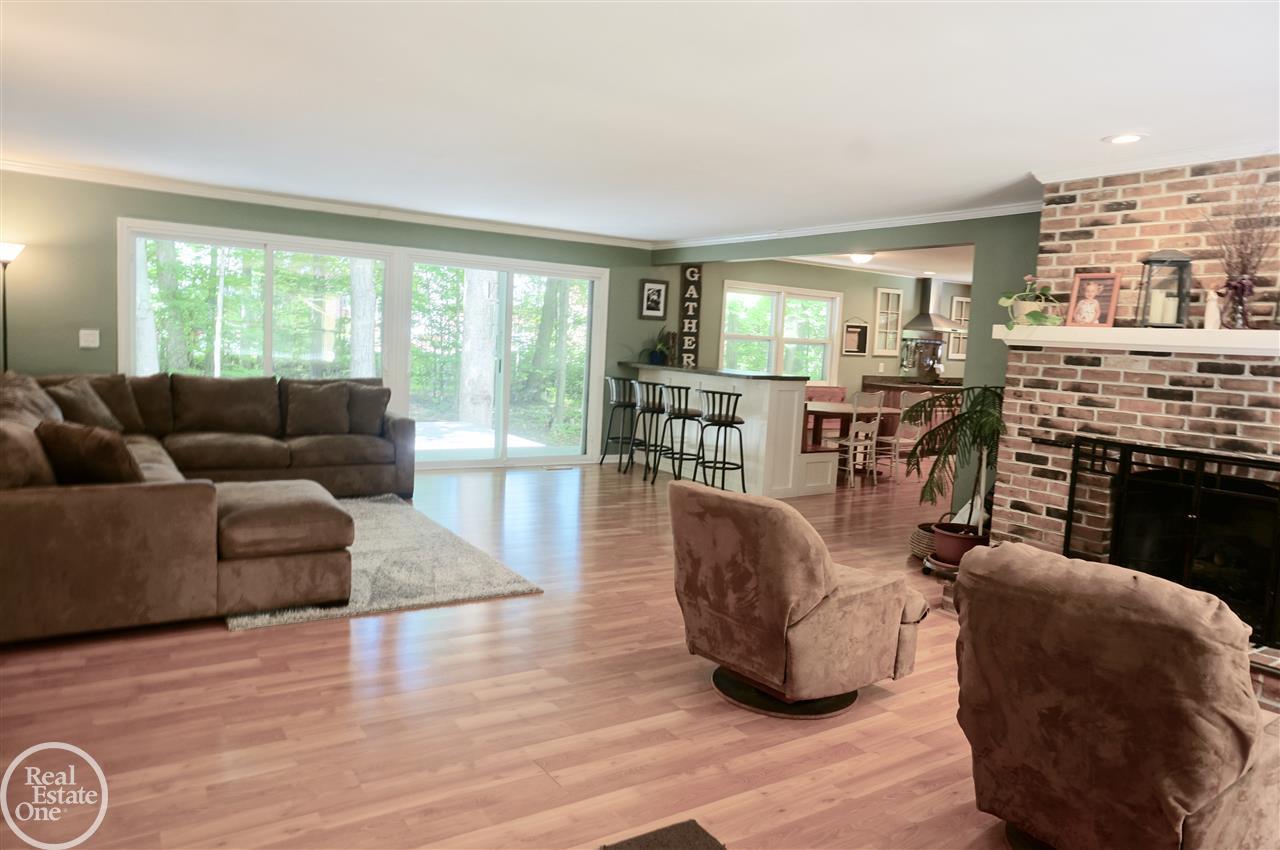 59955 Hayes Road Washington, MI 48094 - Photo 4 of 39