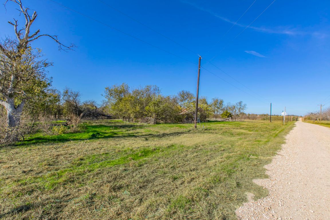 Airville Rd Temple Tx Airville Road Temple, TX 76501 - Photo 9 of 10 View of dirt / gravel road featuring a view of rural / pastoral area