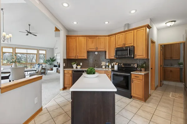 $625,000 | 4161 Yuma Lane North, Plymouth, MN 55446