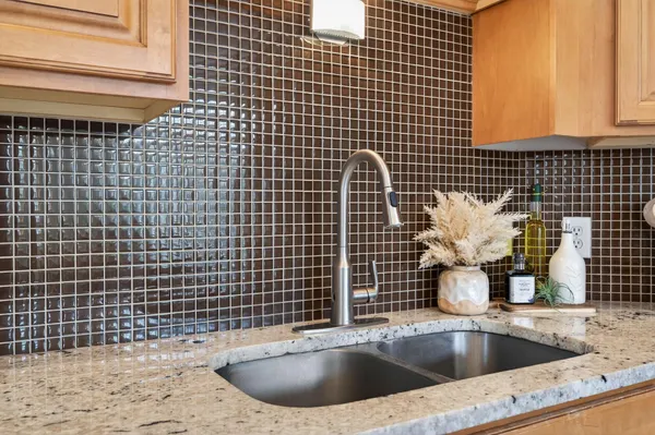 $625,000 | 4161 Yuma Lane North, Plymouth, MN 55446
