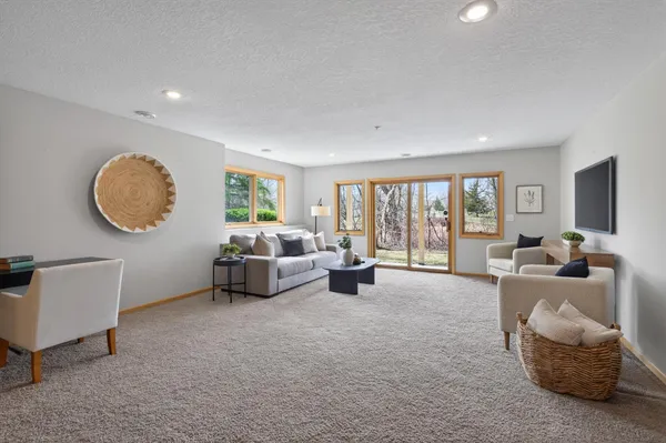 $625,000 | 4161 Yuma Lane North, Plymouth, MN 55446