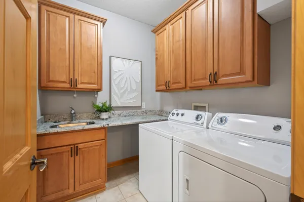 $625,000 | 4161 Yuma Lane North, Plymouth, MN 55446