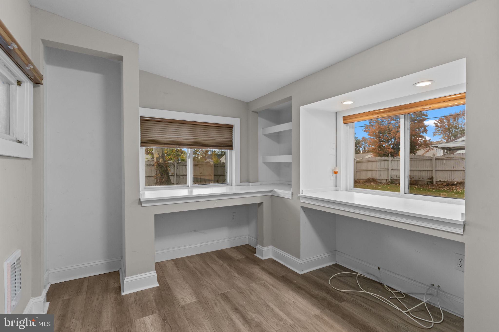 35 Inland Road Levittown, PA 19057 - Photo 15 of 34 Gallery Image 15
