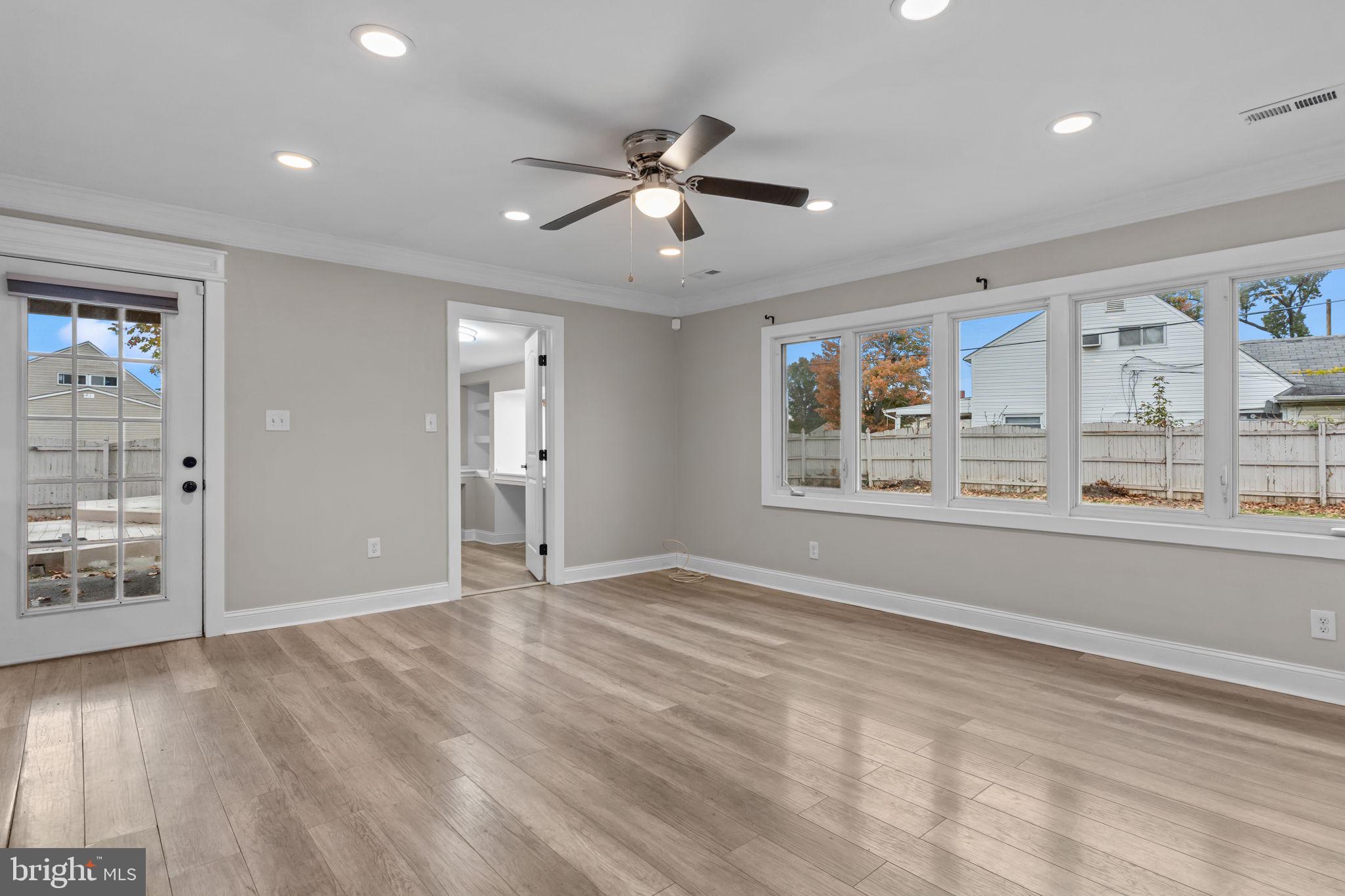 35 Inland Road Levittown, PA 19057 - Photo 9 of 34 Gallery Image 9