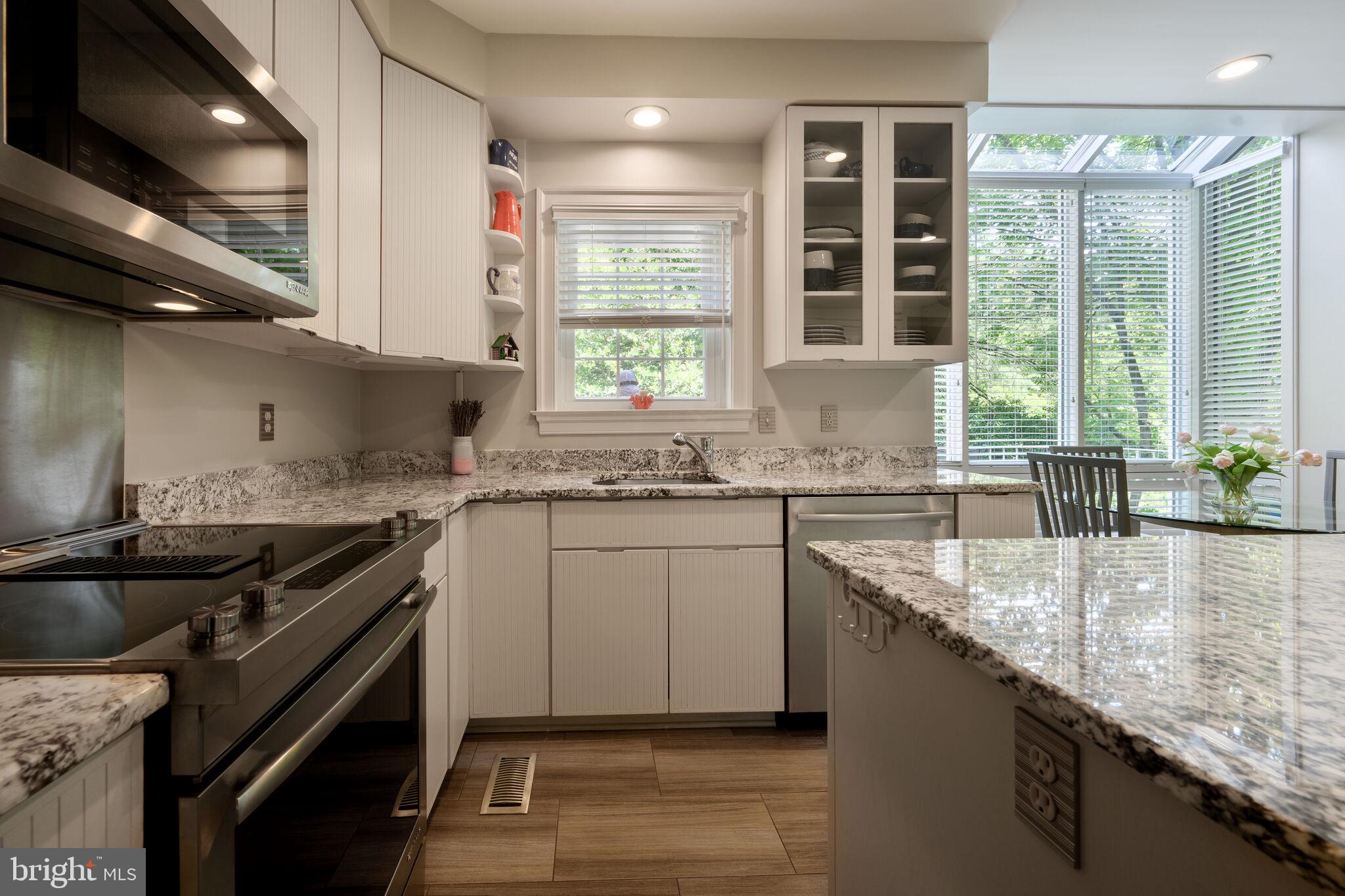 8013 Rising Ridge Road Bethesda, MD 20817 - Photo 17 of 44