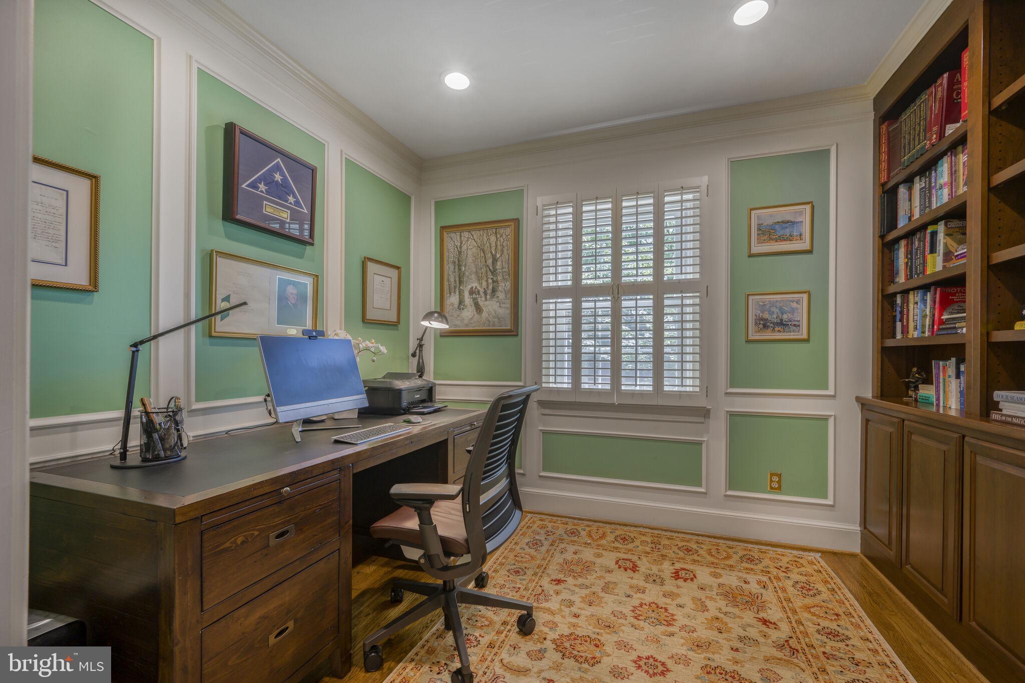 8013 Rising Ridge Road Bethesda, MD 20817 - Photo 7 of 44